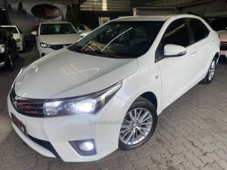 TOYOTA - COROLLA - 2015/2015 - Branca - R$ 87.900,00