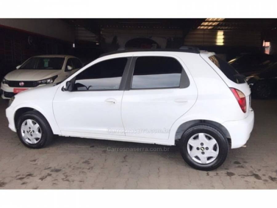 CHEVROLET - CELTA - 2014/2014 - Branca - R$ 29.900,00