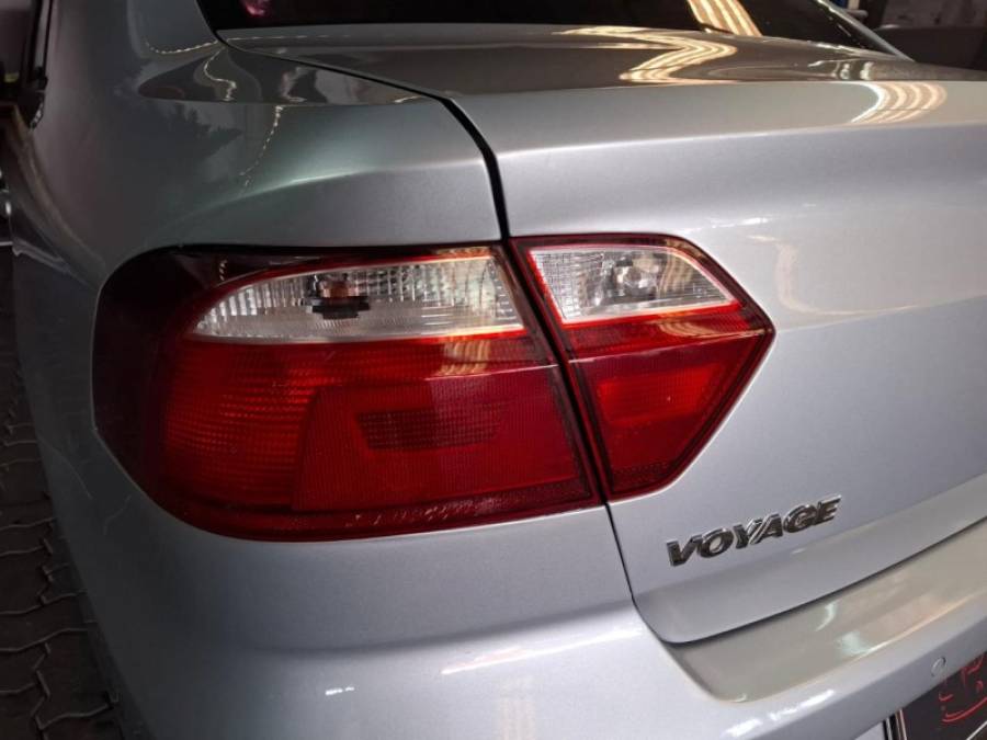 VOLKSWAGEN - VOYAGE - 2014/2014 - Prata - R$ 39.500,00