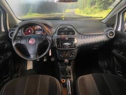 FIAT - PUNTO - 2015/2015 - Branca - R$ 42.900,00