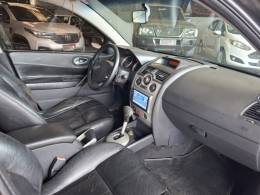 RENAULT - MÉGANE - 2009/2009 - Preta - R$ 18.900,00