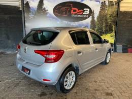 RENAULT - SANDERO - 2020/2020 - Prata - R$ 47.900,00