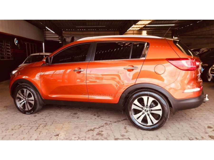 KIA MOTORS - SPORTAGE - 2014/2014 - Laranja - R$ 85.900,00