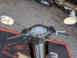 HONDA - BIZ 125 - 2010/2010 - Preta - R$ 10.900,00