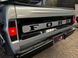 FORD - F-1000 - 1985/1985 - Preta - R$ 92.000,00