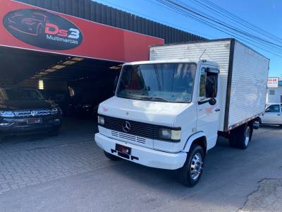 MERCEDES-BENZ - 710 PLUS - 1998/1998 - Branca - R$ 120.000,00