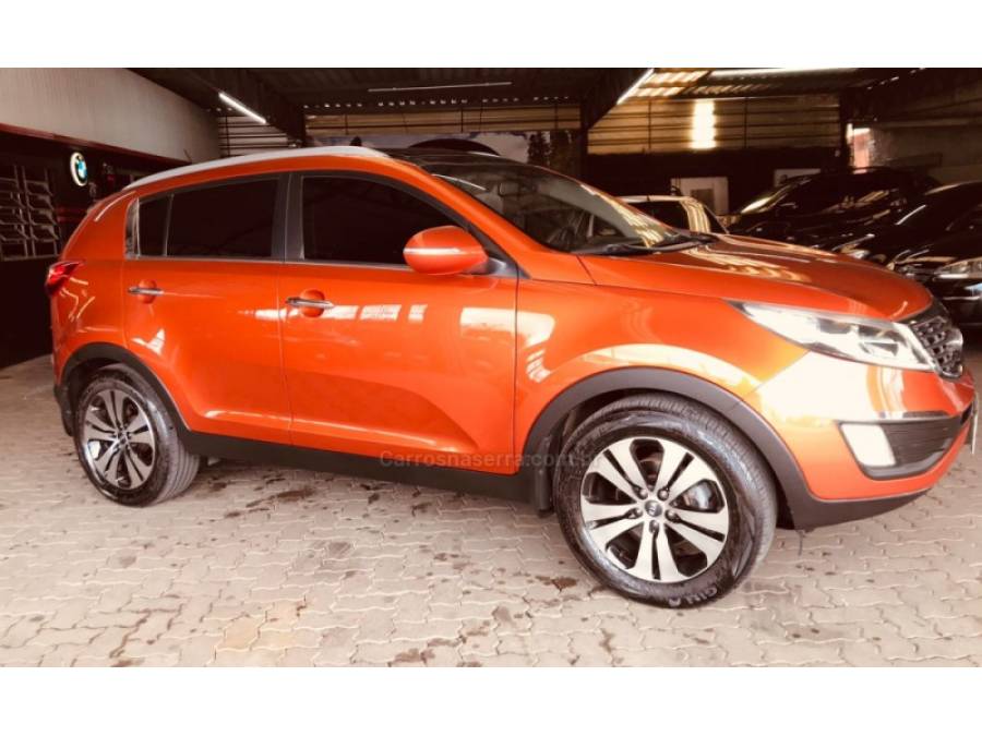 KIA MOTORS - SPORTAGE - 2014/2014 - Laranja - R$ 85.900,00