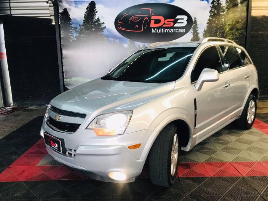 CHEVROLET - CAPTIVA - 2011/2011 - Prata - R$ 41.000,00